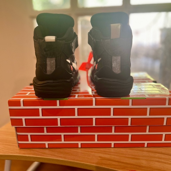 Brand new Nike Off-White Air Force 1’s!! Never worn, comes with box! - Picture 9 of 10